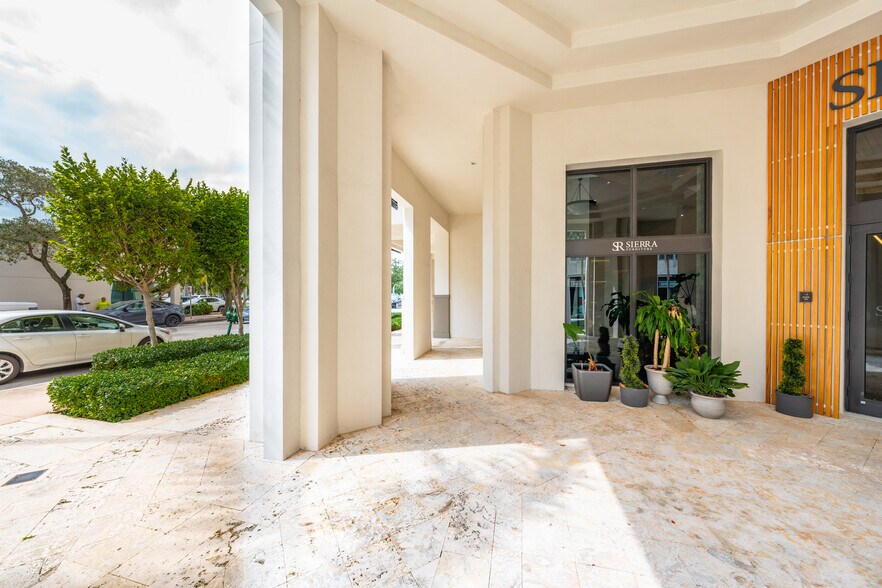 More Photos Of 301 Altara Ave, Coral Gables Apartments For Lease