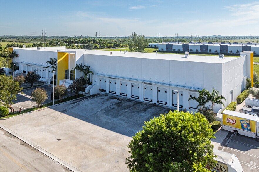 Primary Photo Of 1551 SE 36th Ave, Homestead Warehouse For Lease