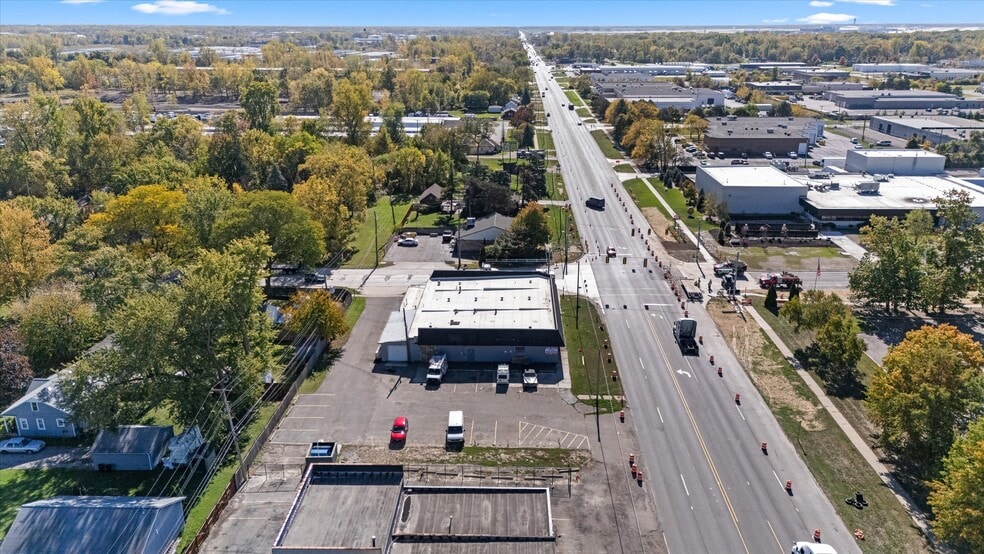 More Photos Of 6397 Middlebelt Rd, Romulus Freestanding For Sale