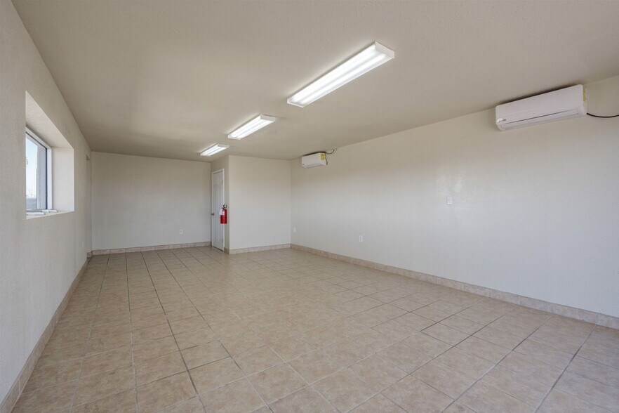 More Photos Of 5701 N Jornada Rd, Las Cruces Service Station For Sale