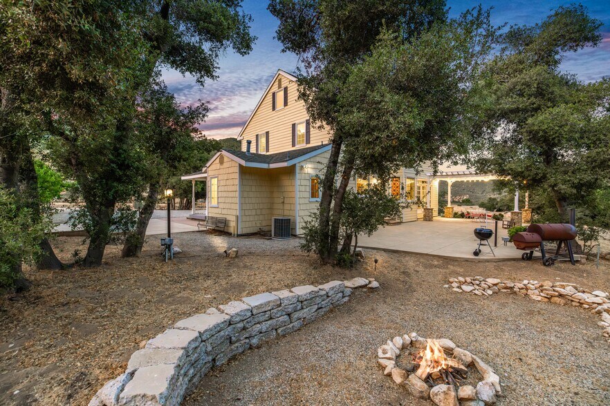 More Photos Of 11660 Lonesome Valley Rd, Leona Valley Specialty For Sale