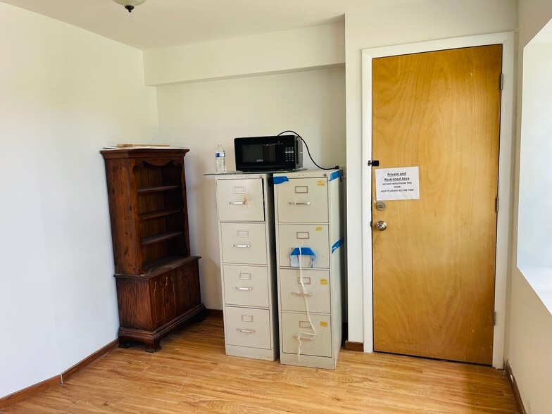 More Photos Of 9066 Baltimore Ave, College Park Storefront Retail Residential For Lease