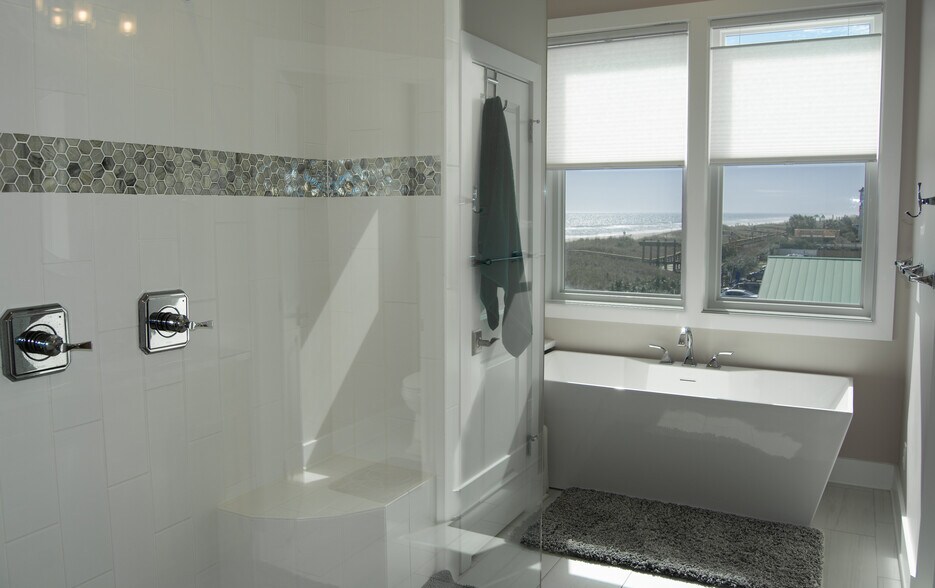 More Photos Of 312 Carolina Beach Ave N, Carolina Beach Office For Sale