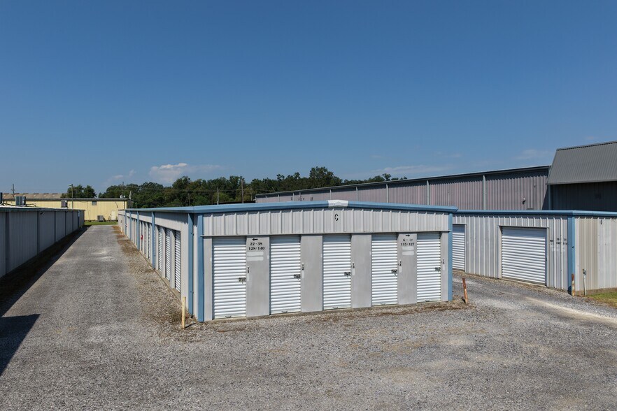 More Photos Of 2219 LA-3185, Thibodaux Specialty For Sale