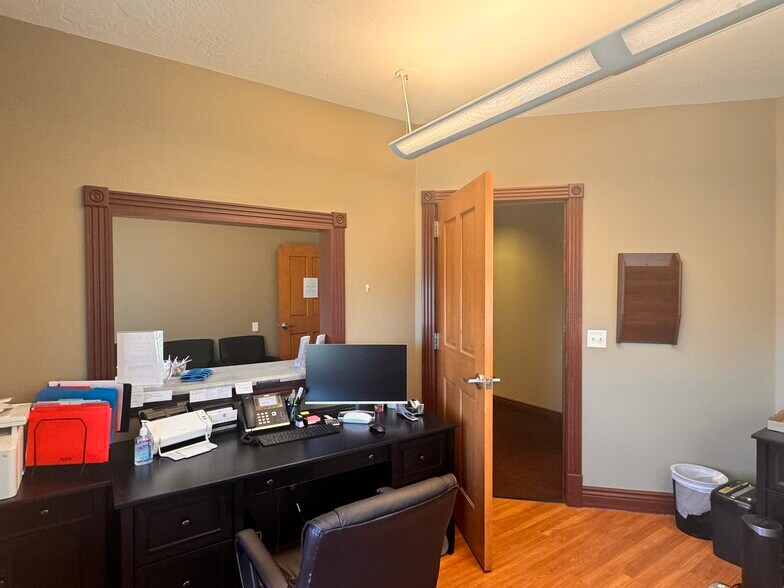 More Photos Of 1125 Blackhawk Blvd, Mount Pleasant Medical For Sale