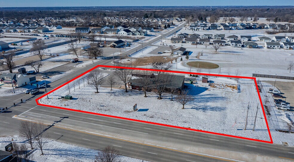 More Photos Of 1380 NE 66th Ave, Des Moines Flex For Sale