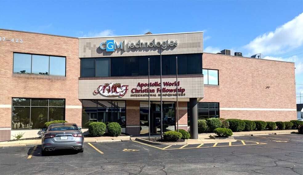 More Photos Of 417-423 N Main St, Evansville Office For Lease
