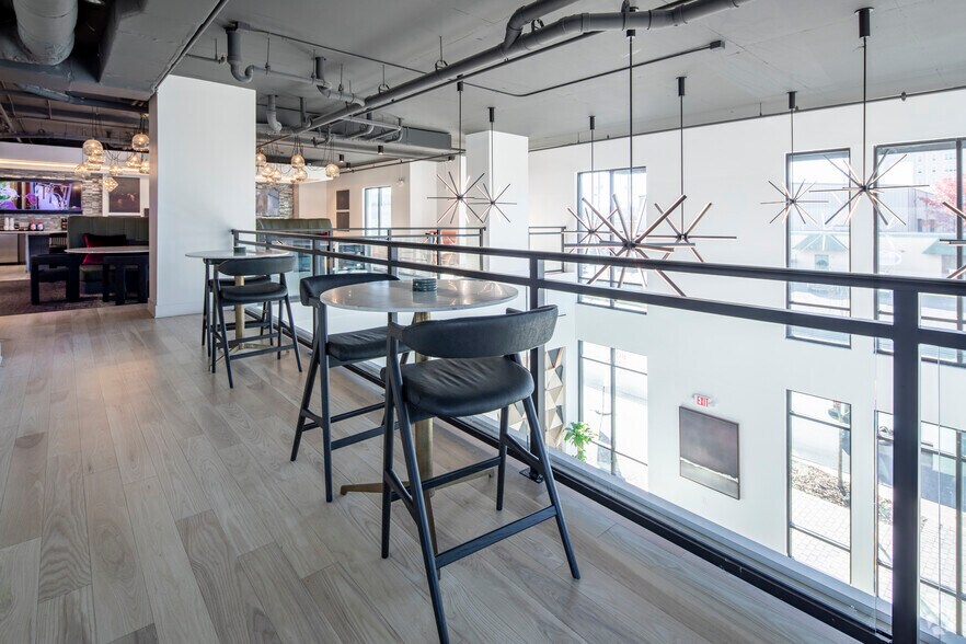 Photo of 1st Floor Ste Restaurant