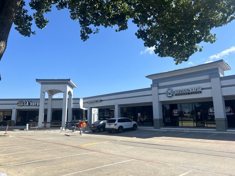 More Photos Of 2000-2010 N Plano Rd, Richardson Restaurant For Sale