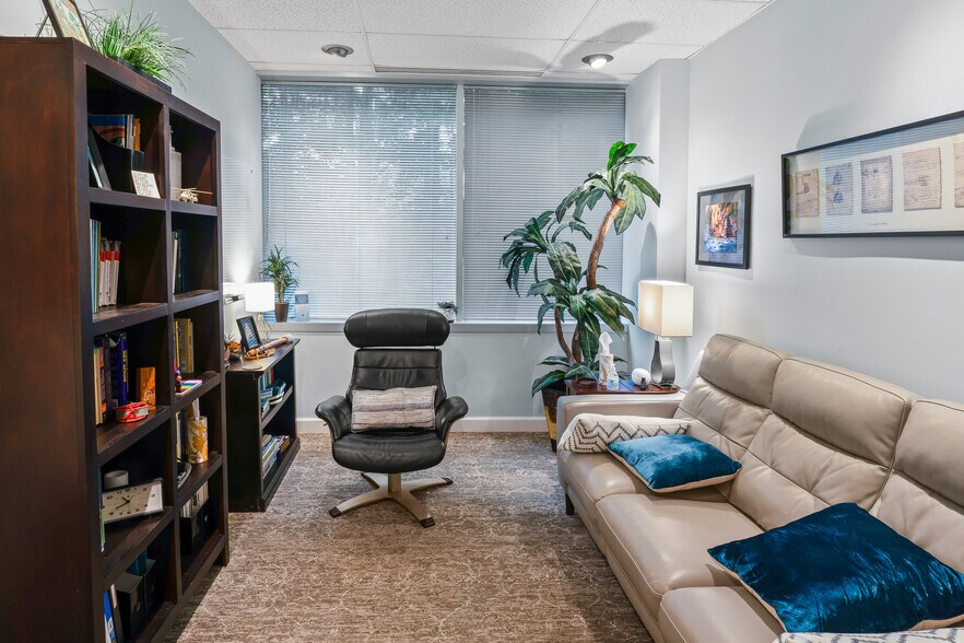 More Photos Of 1801 Robert Fulton Dr, Reston Medical For Sale
