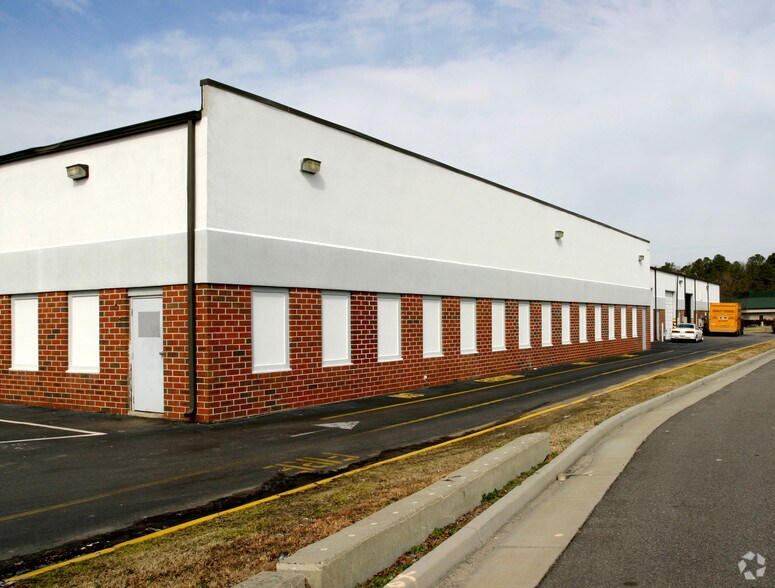 More Photos Of 552 Central Dr, Virginia Beach Light Manufacturing For Lease