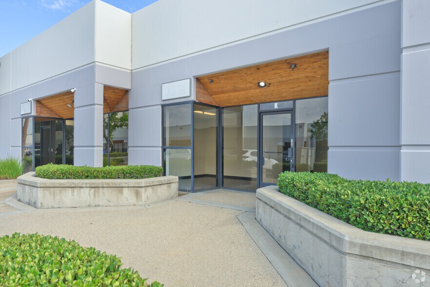 More Photos Of 9370 7th St, Rancho Cucamonga Unknown For Lease