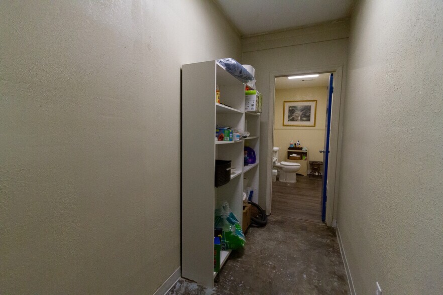 More Photos Of 512 Tift Ave S, Tifton Freestanding For Sale