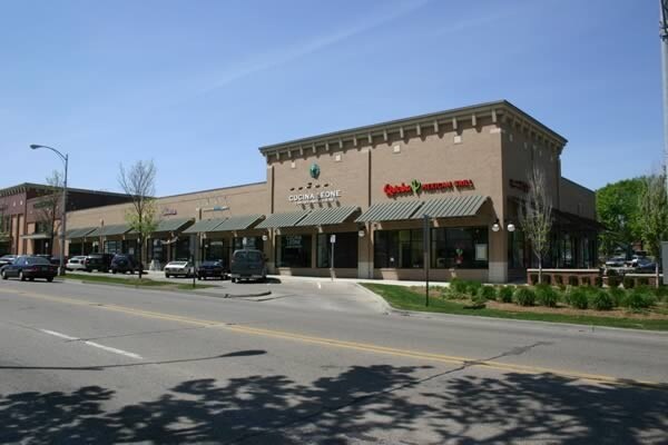 More Photos Of 685-745 E Maple Rd, Birmingham Unknown For Lease