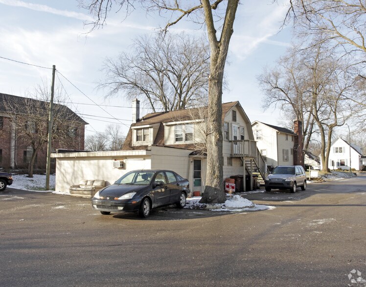 More Photos Of 673 S Main St, Plymouth Freestanding For Lease