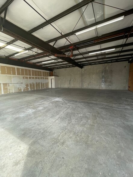 More Photos Of 4119 Wayside Ln, Carmichael Warehouse For Lease