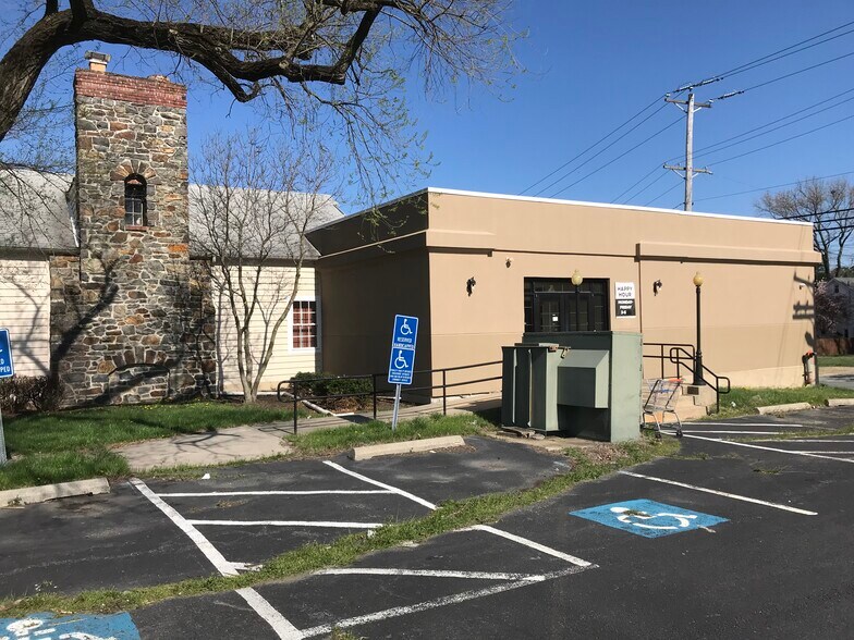 More Photos Of 2360 Pulaski Hwy, North East Restaurant For Sale