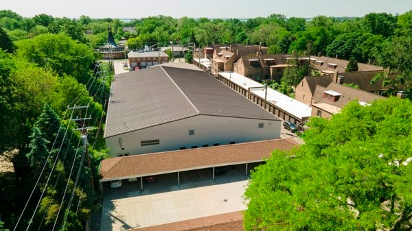 More Photos Of 516 Neff Ln, Grosse Pointe Apartments For Sale