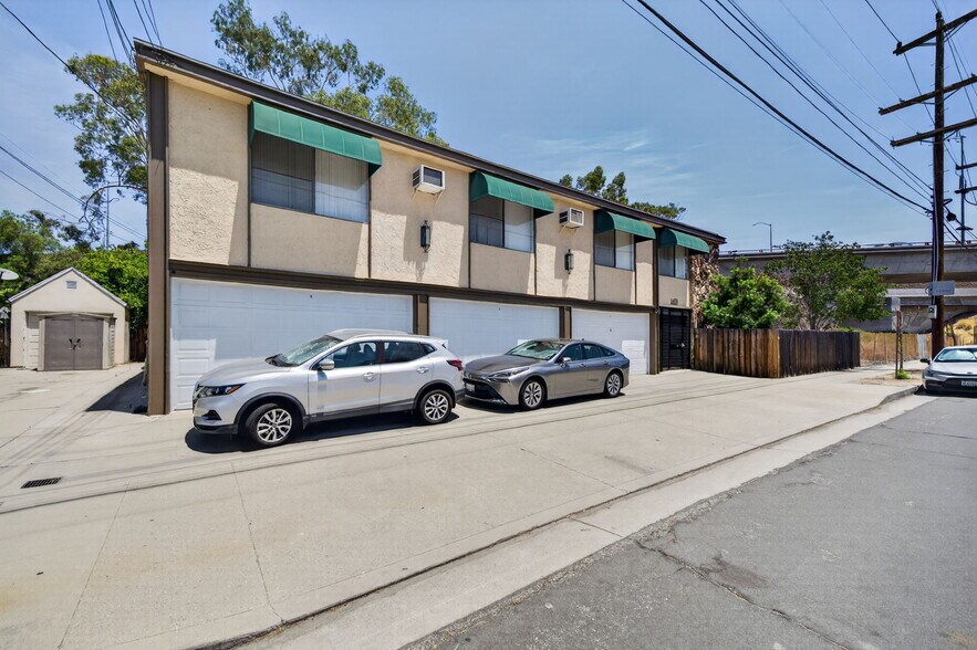 More Photos Of 1459 Stanley Ave, Glendale Apartments For Sale