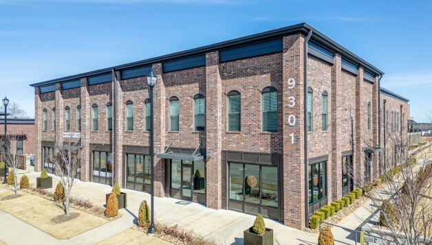 Primary Photo Of 9301 Ra Young Jr Dr, Fort Smith Storefront Retail Residential For Lease