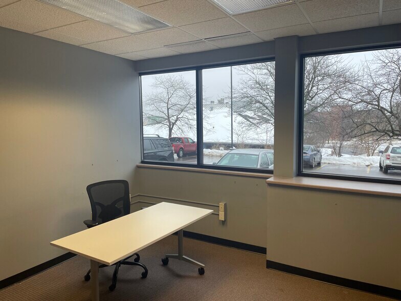 More Photos Of 7633 Ganser Way, Madison Office For Lease