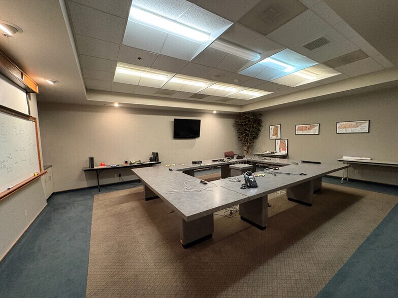 More Photos Of 1515 N Sanborn Blvd, Mitchell Office For Sale