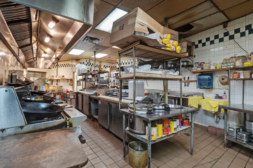 More Photos Of 2936 Kirby Whitten Rd, Memphis Restaurant For Sale