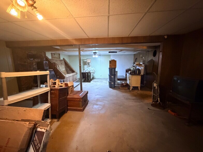 More Photos Of 2280 S Rock City Rd, Ridott Multifamily For Sale