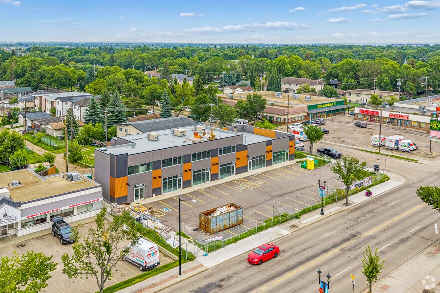 More Photos Of 4802 118 Ave NW, Edmonton Storefront For Lease