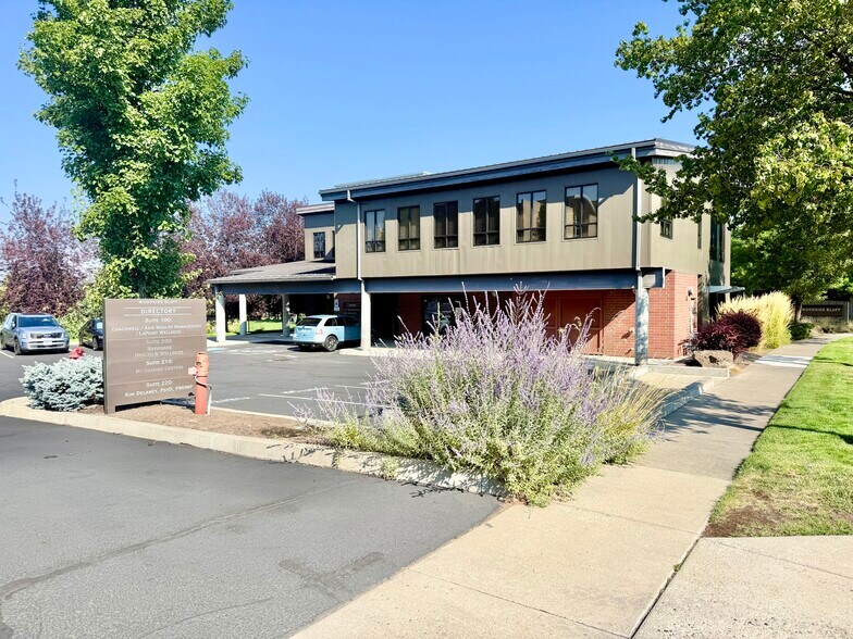 Primary Photo Of 255 SW Bluff Dr, Bend Medical For Sale