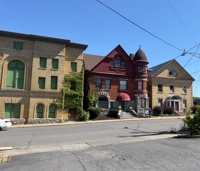 More Photos Of 1 Hopper St, Utica Office For Sale