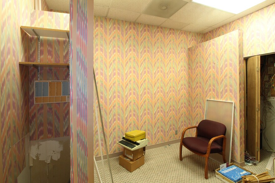 More Photos Of 5911-5921 Rutledge Pike, Knoxville Medical For Lease