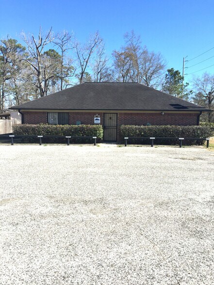 More Photos Of 8139 Tidwell Rd, Houston Warehouse For Lease