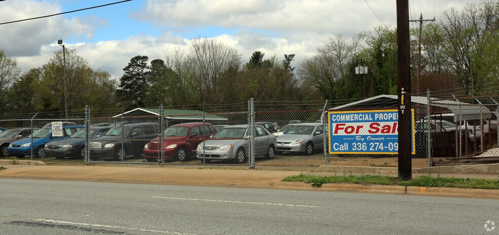 More Photos Of 2112 Randleman Rd, Greensboro Auto Dealership For Lease