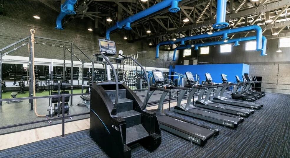 More Photos Of 3201 1st Ave, Columbus Health Club For Lease