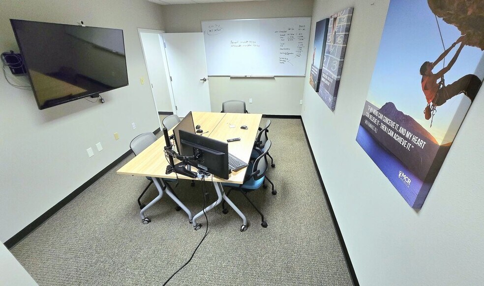 More Photos Of 101 Riverfront Blvd, Bradenton Office For Lease