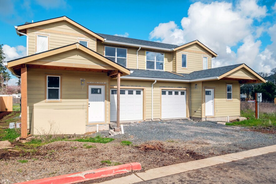 More Photos Of 346 Seven Oaks Ln, Lebanon Apartments For Sale