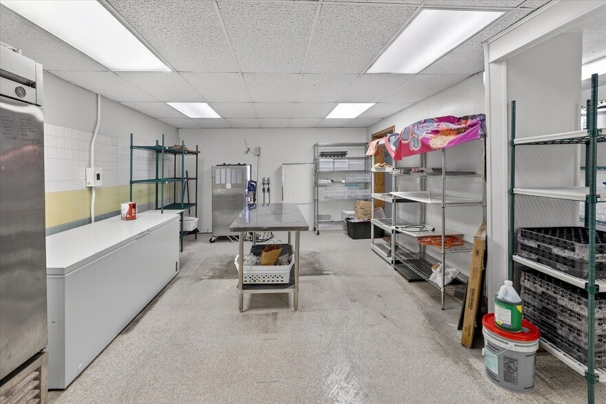 More Photos Of 135 E Main St, Woodville Storefront Retail Residential For Sale