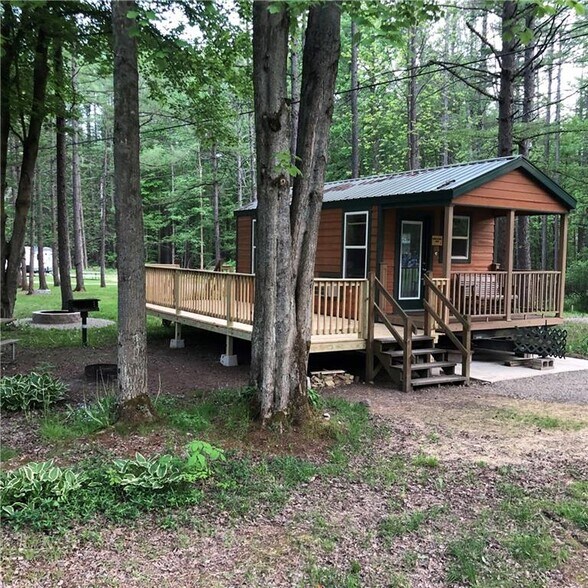 More Photos Of 7632 Centerville Rd, Houghton Trailer Camper Park For Sale