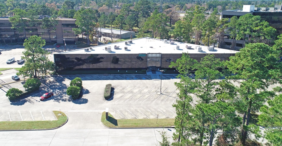 More Photos Of 25227 Grogans Mill Rd, The Woodlands Office For Lease