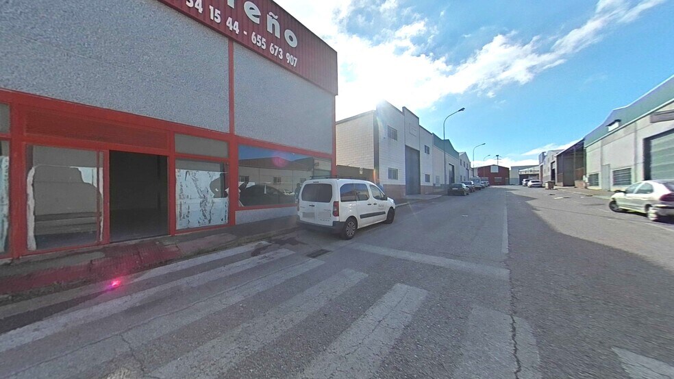 More Photos Of Paz de, Burguillos del Cerro Industrial For Sale