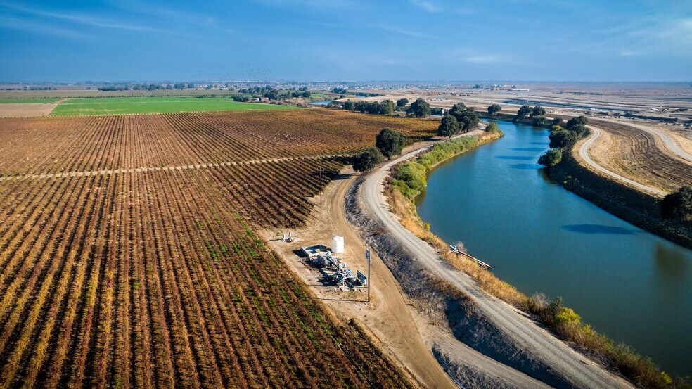 Primary Photo Of Claussen Ranch Vineyard, Stockton Land For Sale