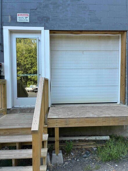 More Photos Of 145 Union St, Holbrook Unknown For Lease