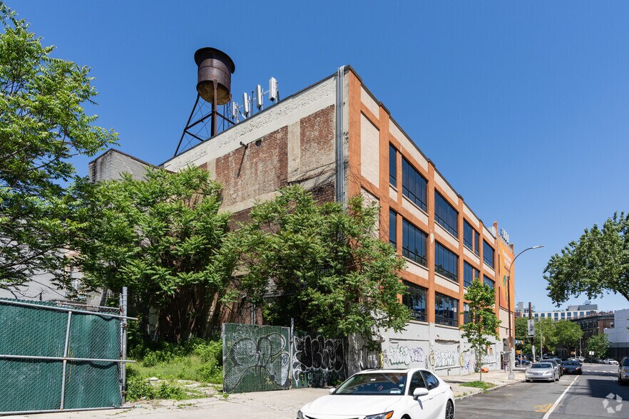 More Photos Of 980 Atlantic Ave, Brooklyn Office For Lease