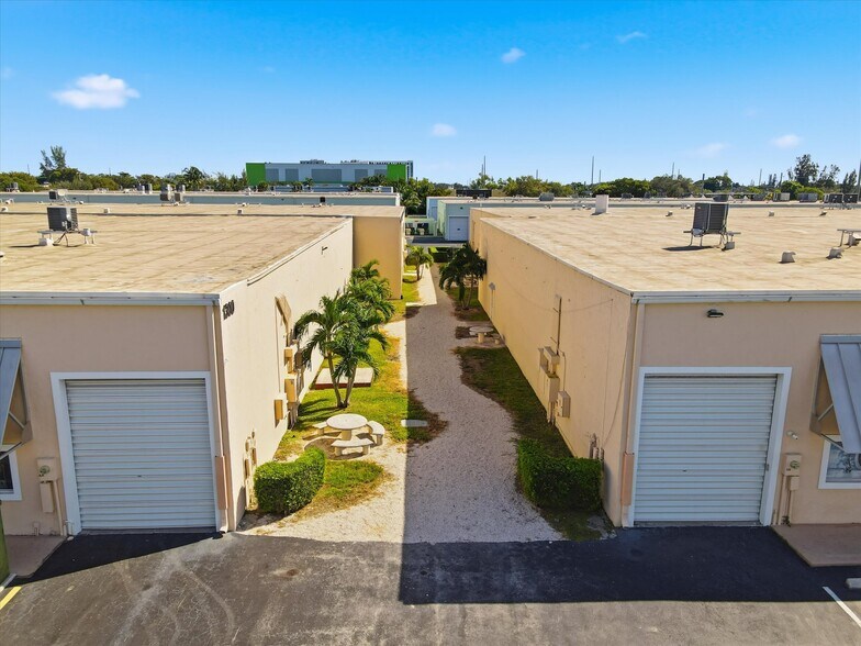 More Photos Of 1200-1340 Stirling Rd, Dania Beach Unknown For Lease