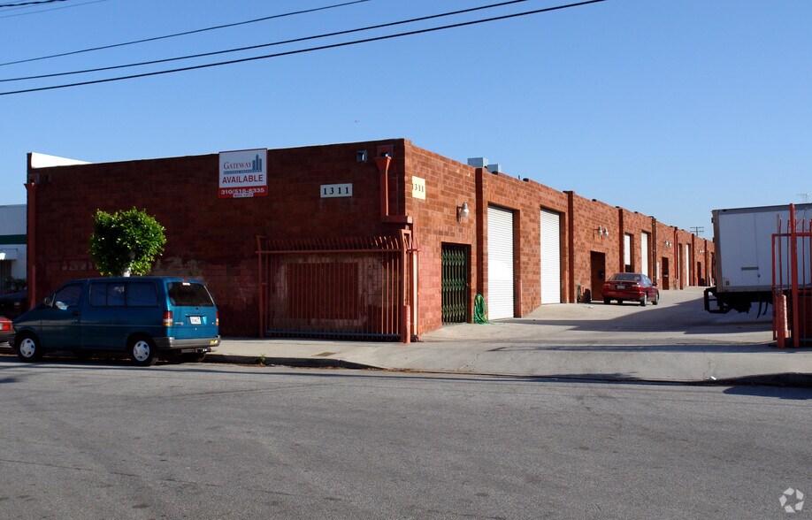 More Photos Of 1311 W 130th St, Gardena Warehouse For Lease