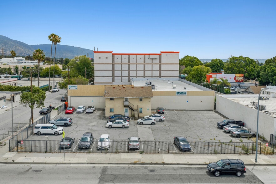 More Photos Of , Pasadena Unknown For Sale