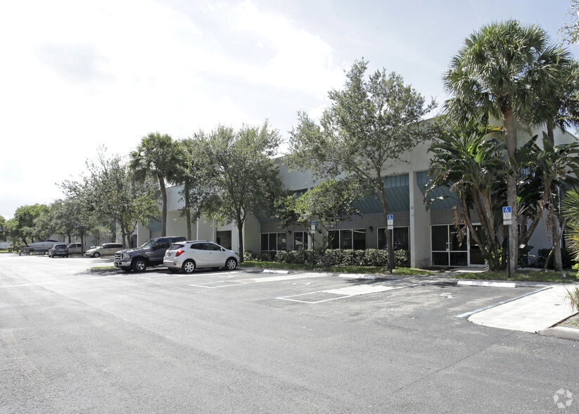 More Photos Of 5030 NW 109th Ave, Sunrise Manufacturing For Lease