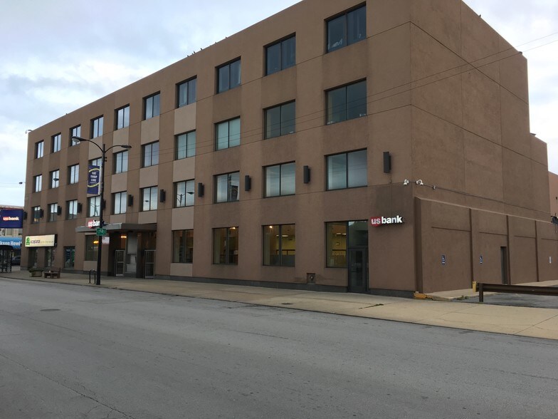 More Photos Of 9204 S Commercial Ave, Chicago Office For Lease
