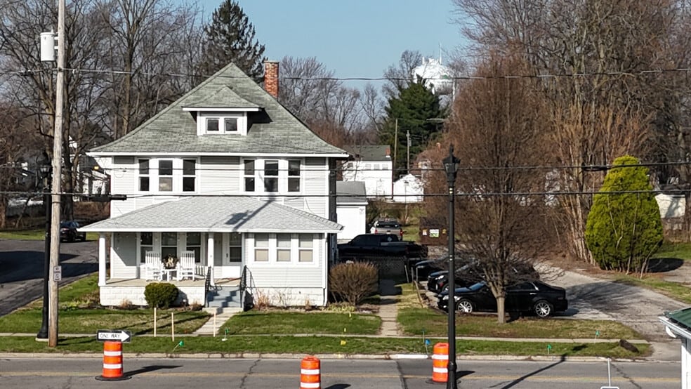 Primary Photo Of 5753 Main St, Sylvania Apartments For Sale